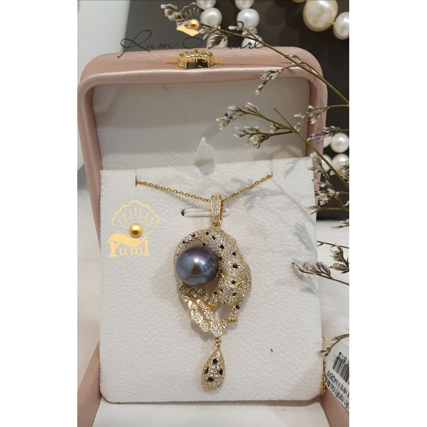 Mặt dây chuyền ngọc trai biển cao cấp báo Cartier