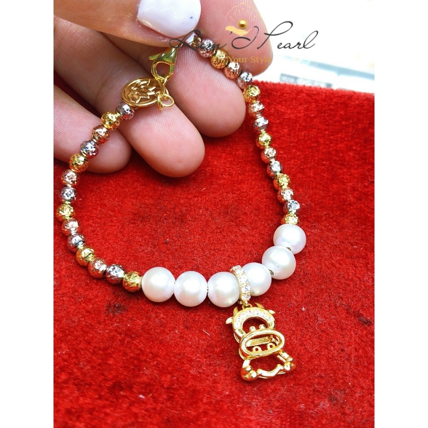 Vòng tay vàng 18K phối ngọc trai và charm 